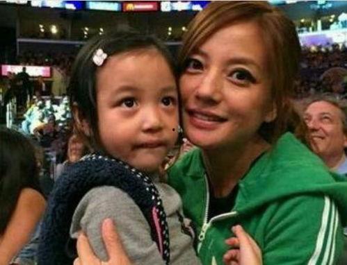 娱乐圈吃瓜爆料老燕子闺女,老燕子闺女的真实身份与惊人背景